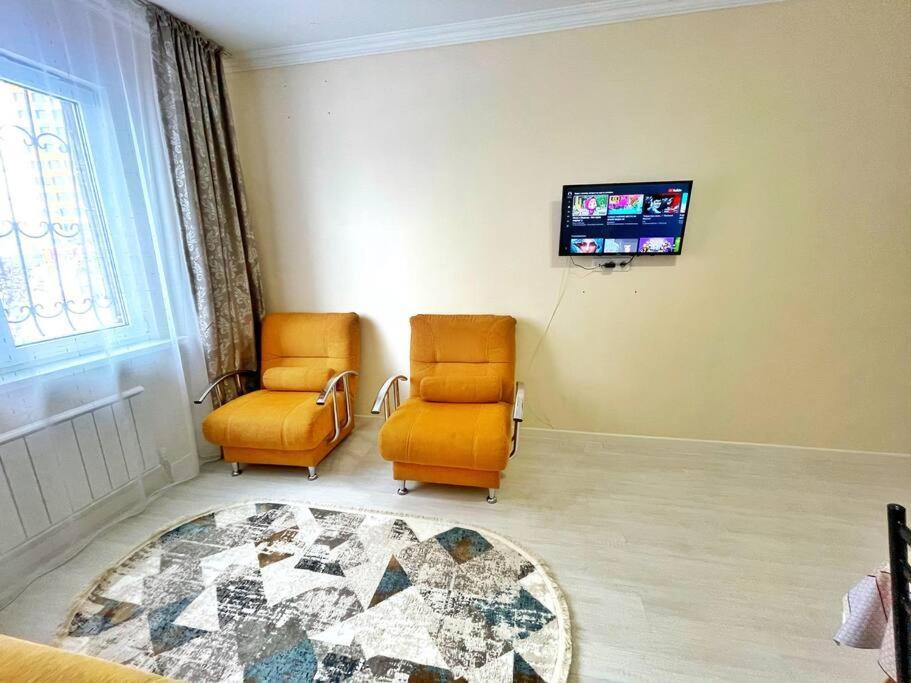 Уютная Квартира В Центре Возле Адк Almaty Extérieur photo