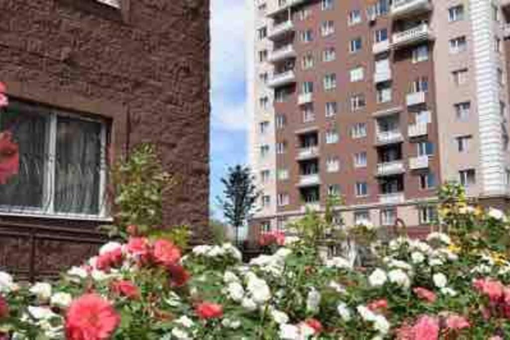 Уютная Квартира В Центре Возле Адк Almaty Extérieur photo